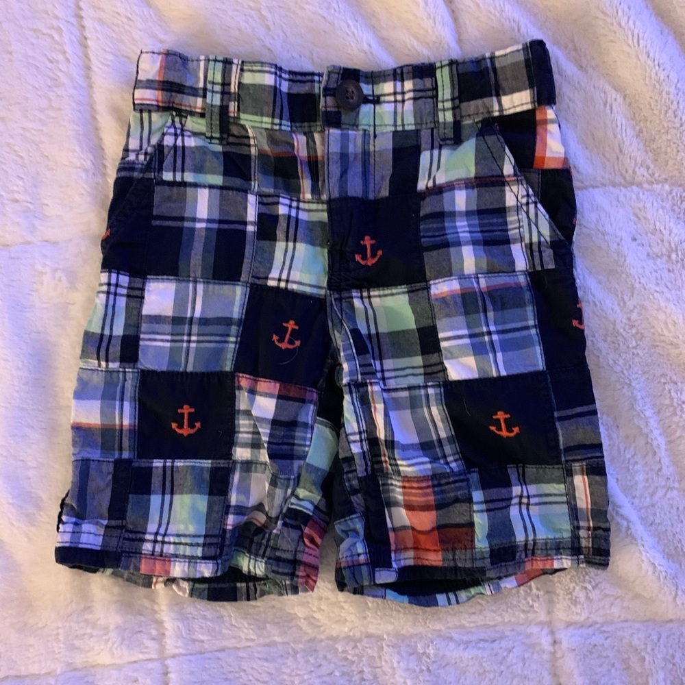 Patchwork pattern shorts size 3
